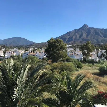 In Urb Dama De Noche Puerto Banus Apartman