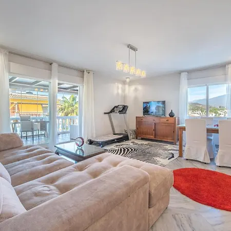 Apartment In Urb Dama De Noche Puerto Banus *
