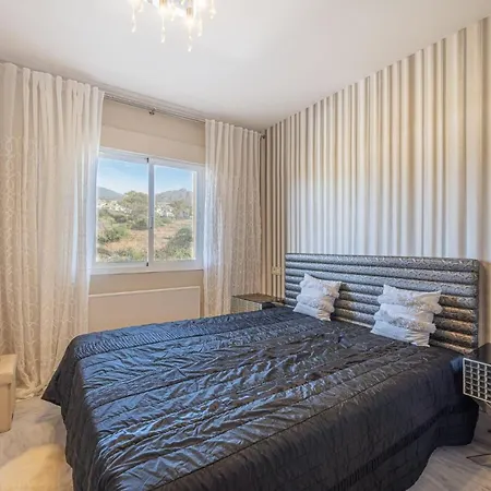 In Urb Dama De Noche Puerto Banus Apartman