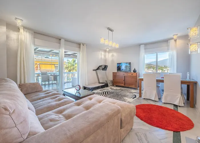 Apartment In Urb Dama De Noche Puerto Banus *