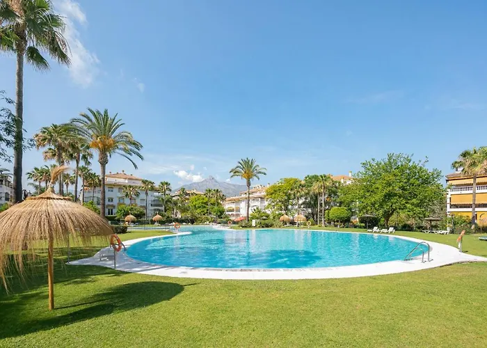 Apartment In Urb Dama De Noche Puerto Banus *