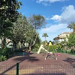 In Urb Dama De Noche Puerto Banus