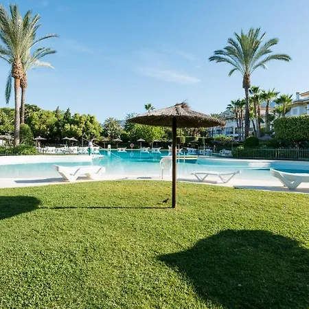 In Urb Dama De Noche Puerto Banus Lägenhet