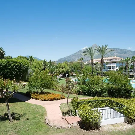 In Urb Dama De Noche Puerto Banus Lägenhet