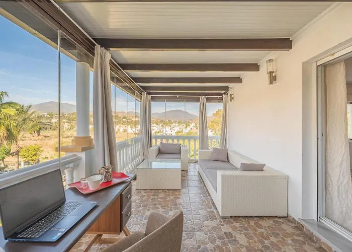 In Urb Dama De Noche Puerto Banus