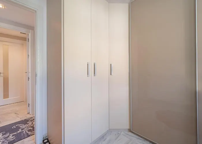 In Urb Dama De Noche Puerto Banus Appartement